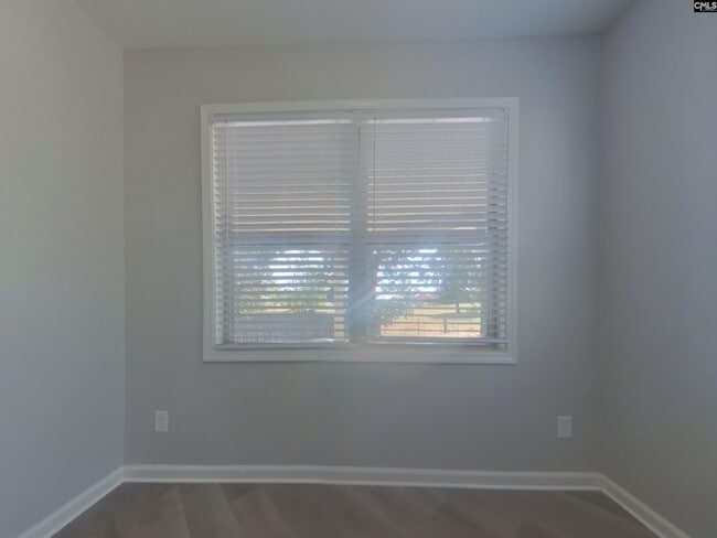 Building Photo - 154 Greenbank Dr