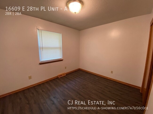 Building Photo - 16609 E 28th Pl