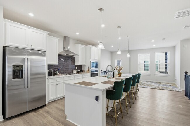 Foto del edificio - 2528 -B Verona Pl