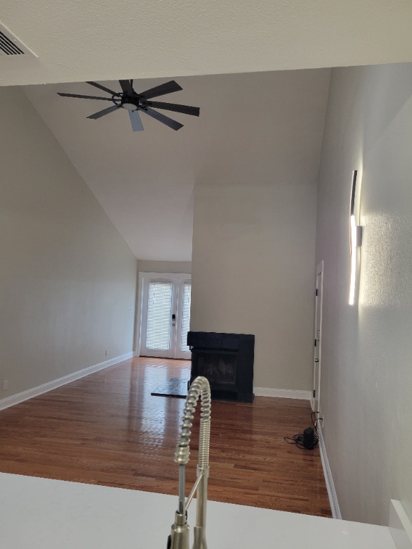 Building Photo - 5001 Grande Dr