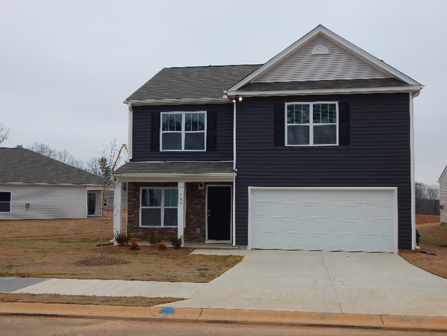 Building Photo - 736 Wolverine Ln