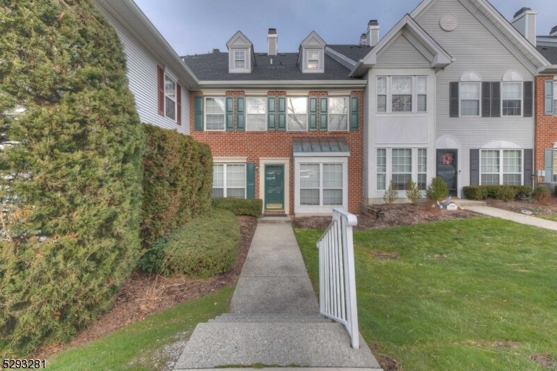 Primary Photo - 1065 Chedworth Cir