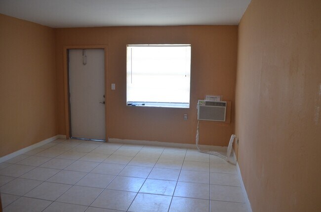 Foto del edificio - 119 NW 3rd St