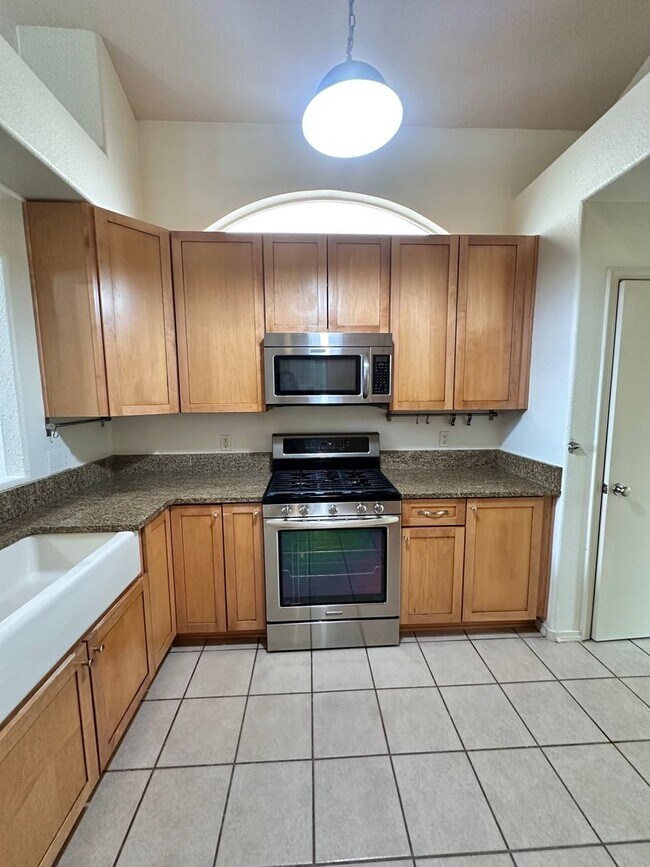 Foto del edificio - 7419 Desert Eagle Rd NE
