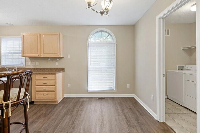 Foto del edificio - 3 Bedroom 2 Bath House