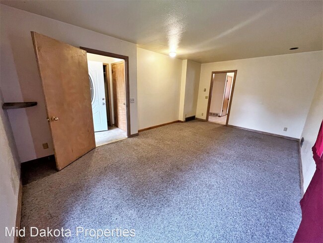 Foto del edificio - 2 br, 1 bath House - 710 S Wisconsin