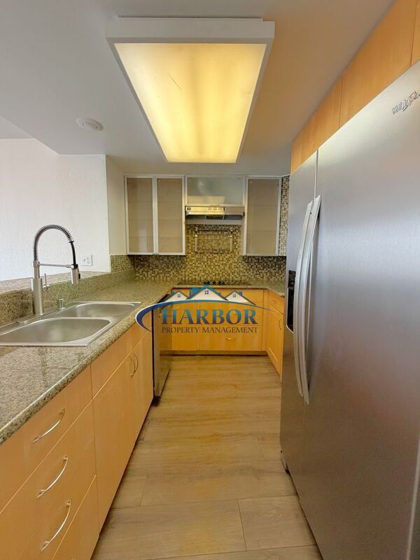 Foto del edificio - 700 E Ocean Blvd