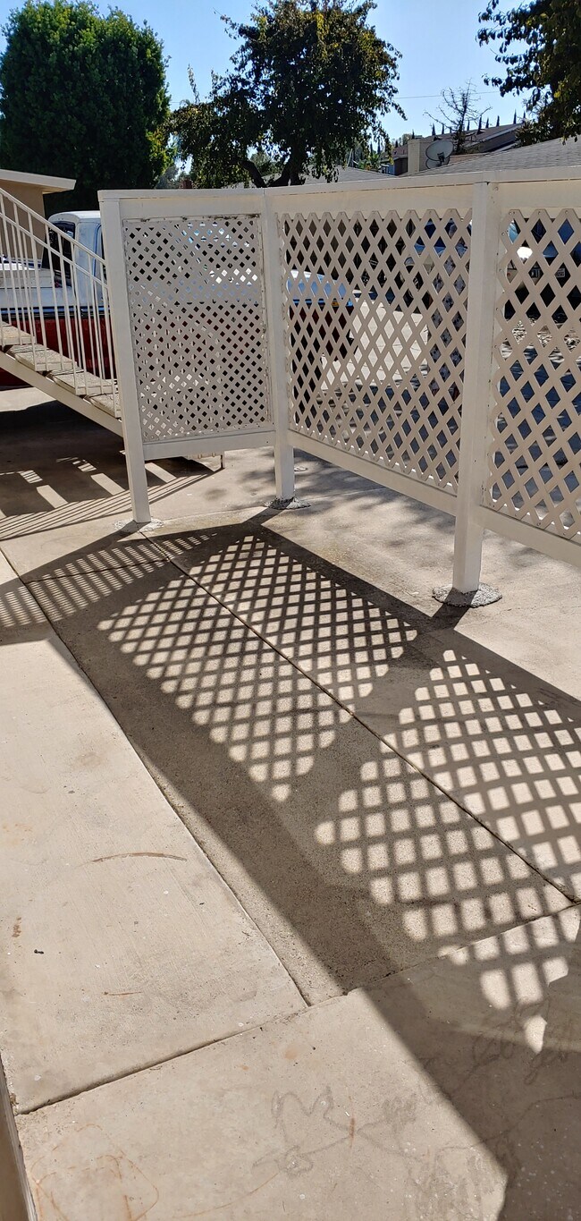 Front patio area - 2589 Orange Ave