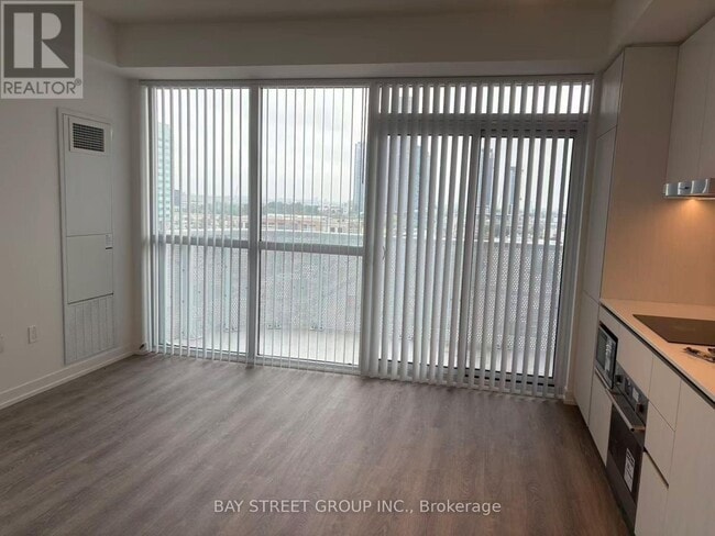 Building Photo - 8 Interchange Wy