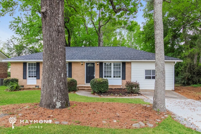 Building Photo - 1601 Granby Rd