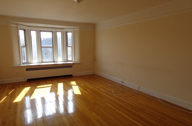 Foto del edificio - 3524 72nd St