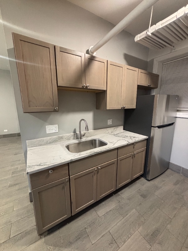 Photo - 658 E 81st St Apartment