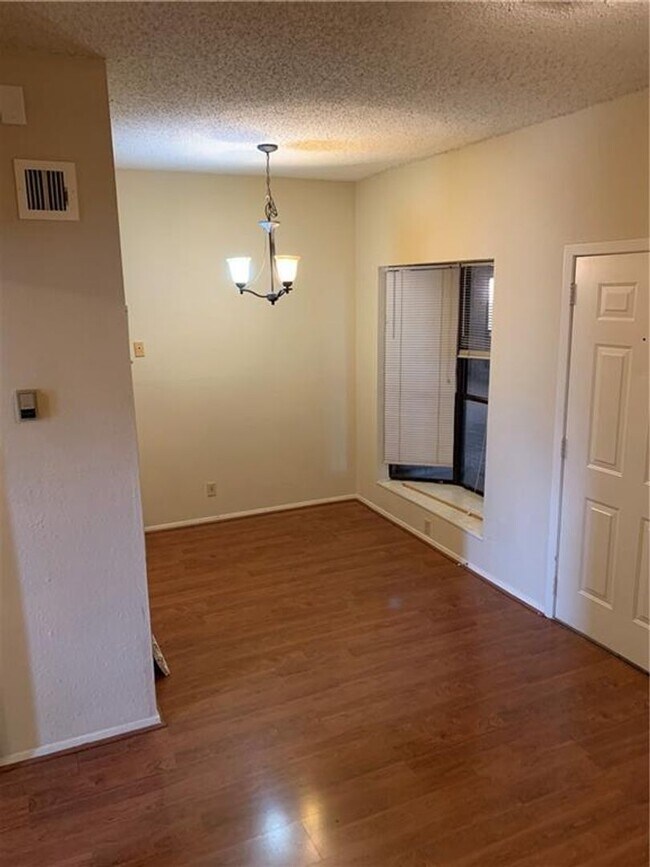Foto del edificio - 3316 Guadalupe St