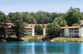 Building Photo - 4021 Lakemont Dr