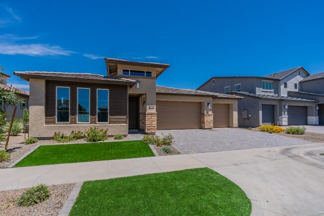 Building Photo - 9630 E Rainbow Ave