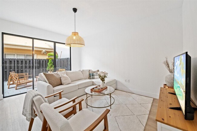 Foto del edificio - 12755 SW 133rd St
