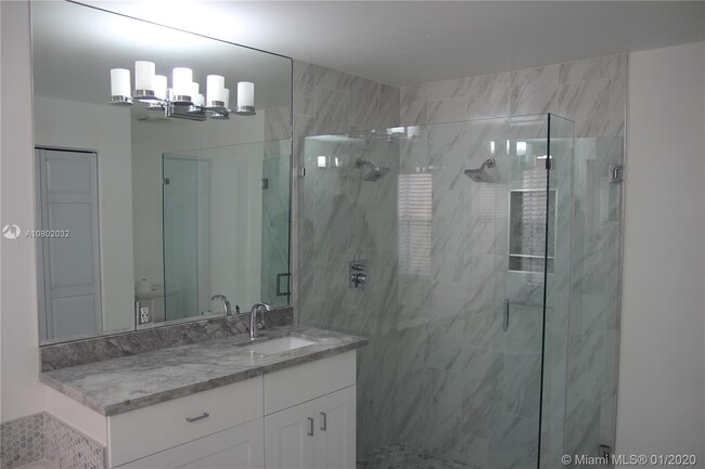 Building Photo - 1312 SW 181st Ave