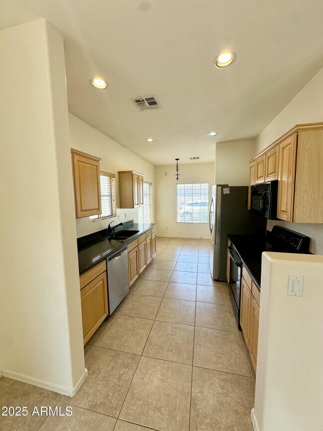 Building Photo - 6425 S Kimberlee Way