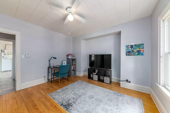 Building Photo - 2258 N 66th St