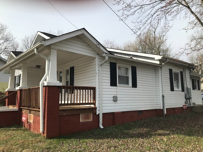 Foto del edificio - 1800 Longview Dr
