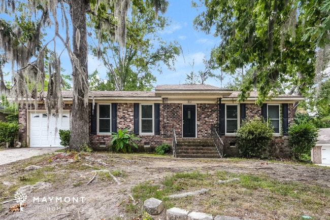 Building Photo - 211 Kent Ct