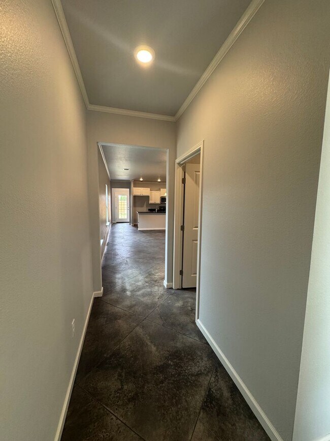 Foto del edificio - New built located in Glendale area!!! Cany...
