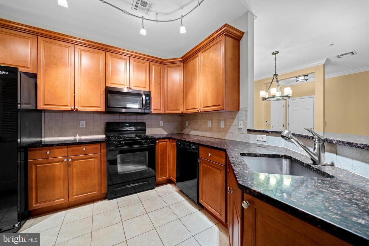 315 Masterson Ct, Ewing Township, NJ 08618 Room for Rent in Ewing