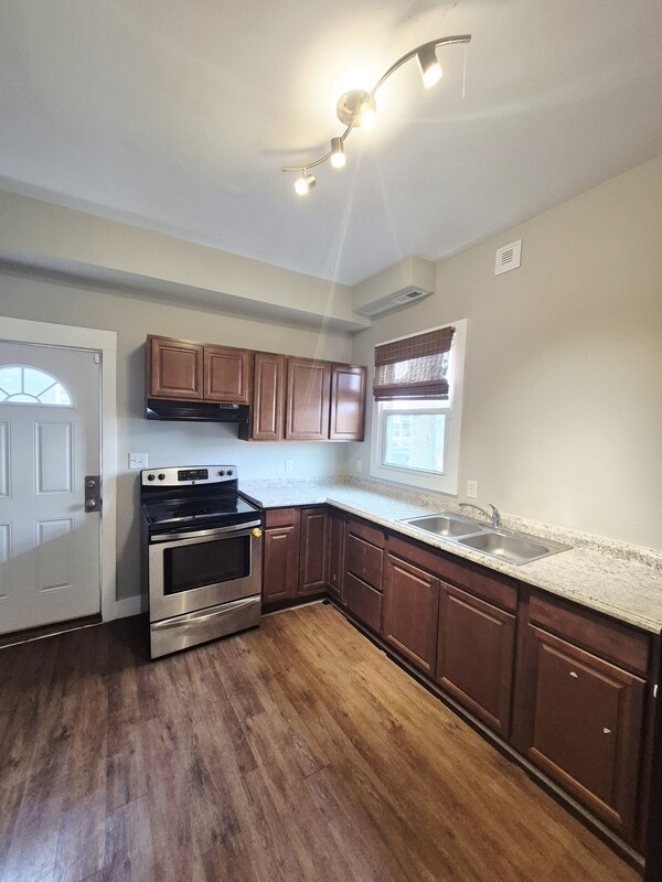 Foto del edificio - 1901 Fairmount Ave