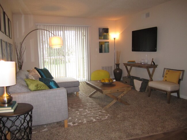 Foto del edificio - 101 Village Ln