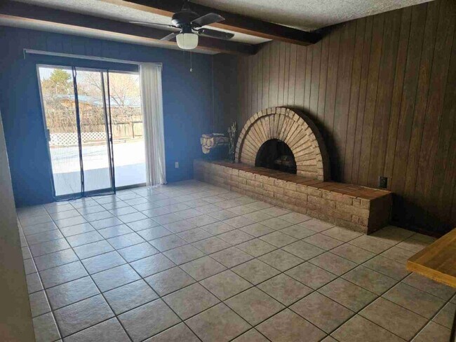 Building Photo - 2318 Calle Pacifico