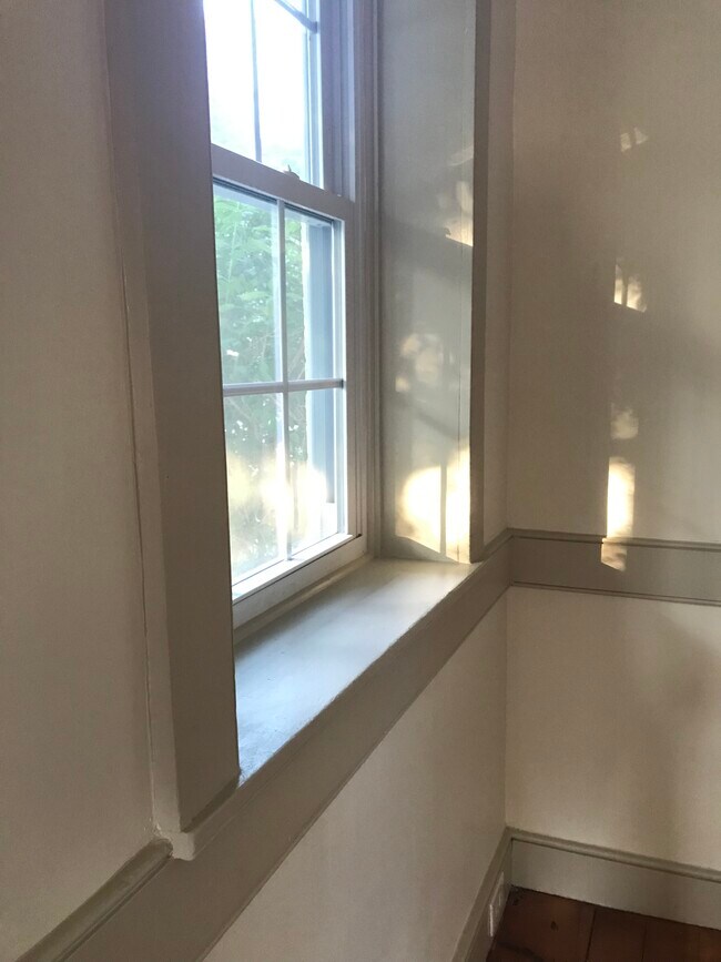 Foto del edificio - 215 Manor Ave