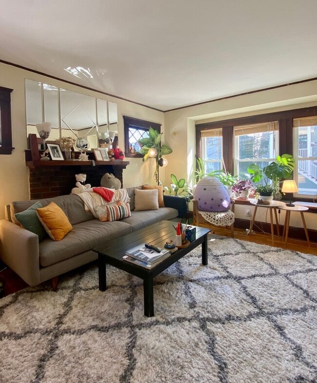 Building Photo - Look no further…..