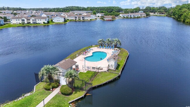 Foto del edificio - 2122 Clearwater Dr