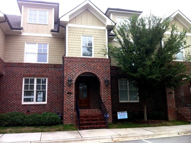 Building Photo - 703 Mordecai Towne Pl