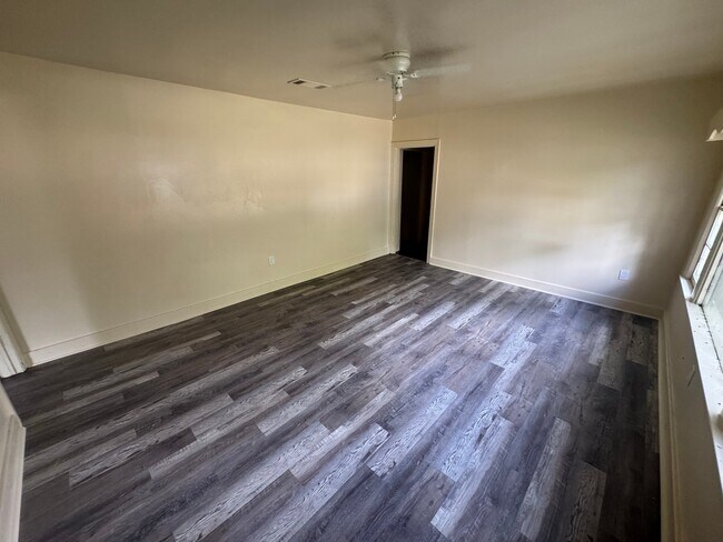 Foto del edificio - 2942 Eaton St