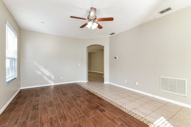 Foto del edificio - 115 Cork Way