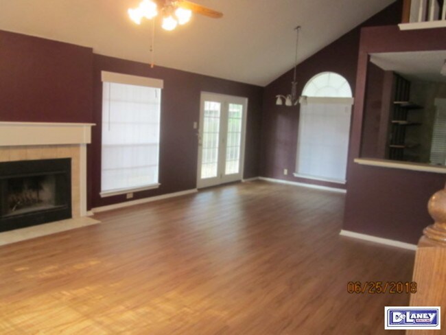 Foto del edificio - 2801 Hillview Ln