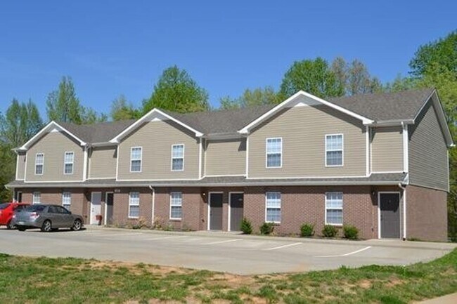 Foto del edificio - 2 Bedroom 1.5 Bathroom Townhome!!!