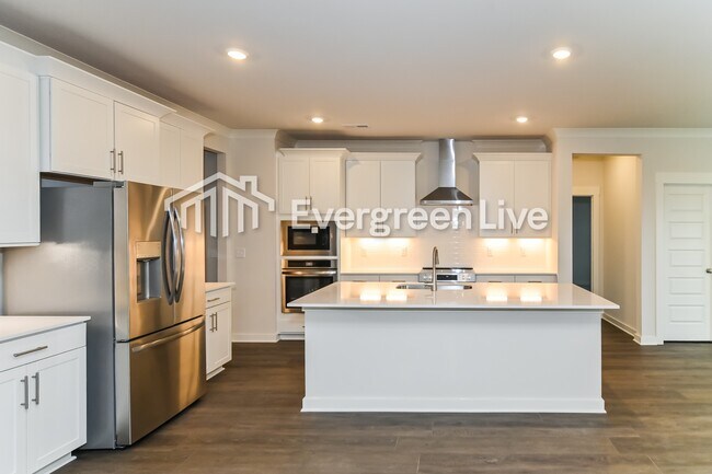 Building Photo - 2158 Daniel Johnson Wy