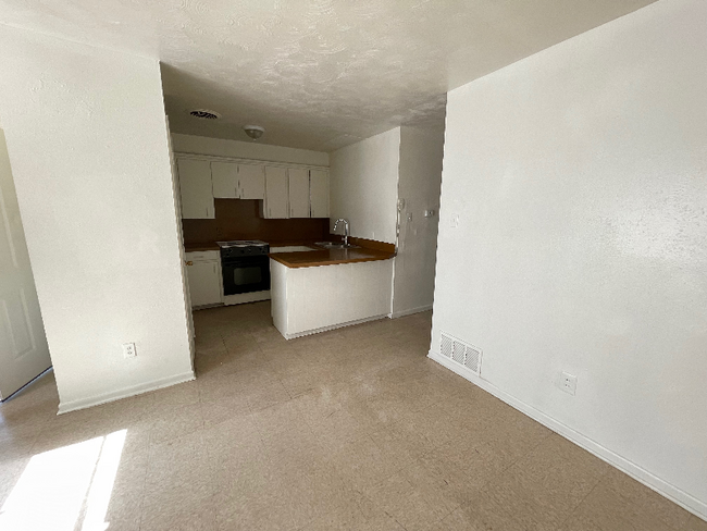 Foto del edificio - 2411 45th St