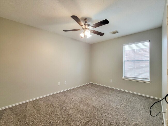 Foto del edificio - 18614 Atascocita Park Dr