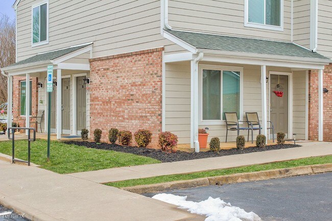 Foto del edificio - 1 br, 1 bath Apartment - Bailey Court
