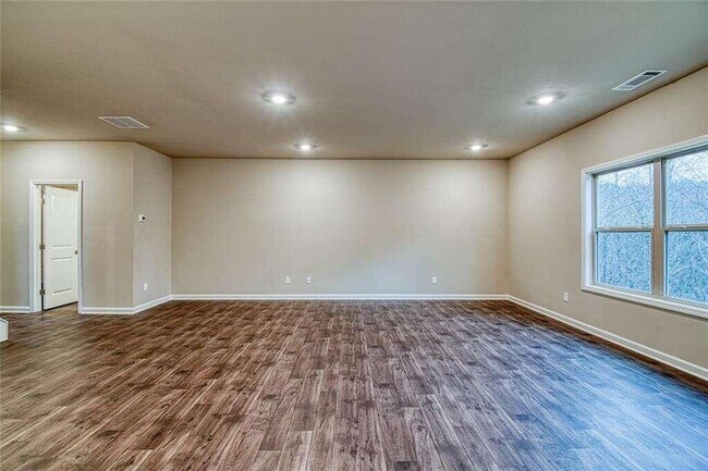 Building Photo - 2971 Westgate Pk Dr