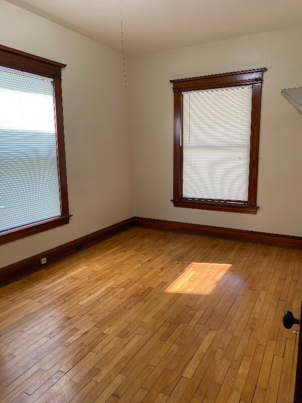 Foto del edificio - 10 National Ave SW