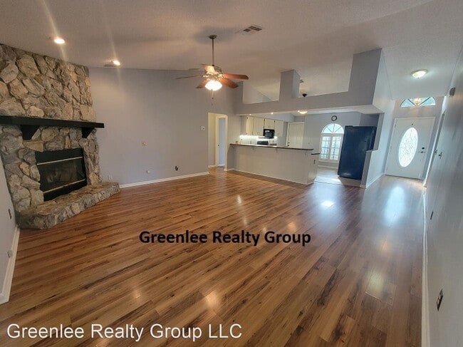 Building Photo - 3 br, 2 bath House - 4201 Parkway blvd