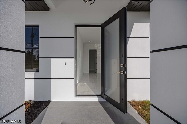 Foto del edificio - 1051 Marine Ave S