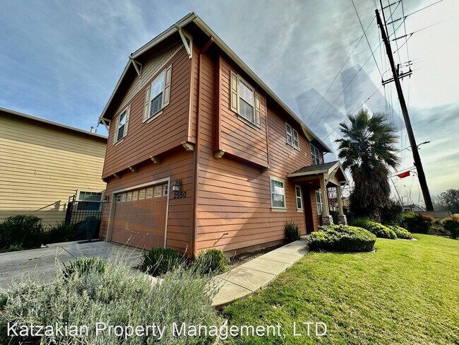 Foto del edificio - 3 br, 2 bath House - 2550 Plymouth Oaks Ct.