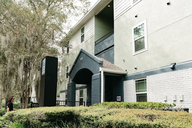 Photo - 42N Apartments