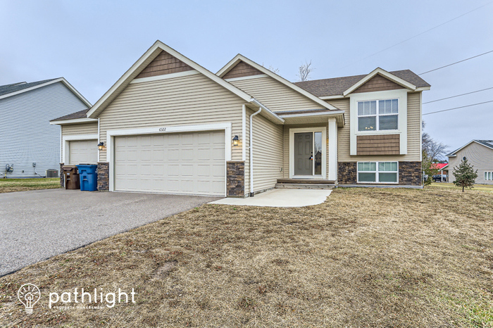 Foto principal - 6322 111th Circle, Champlin, MN, 55316