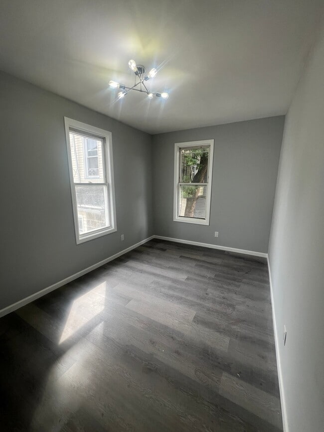 Building Photo - 50 9th Ave